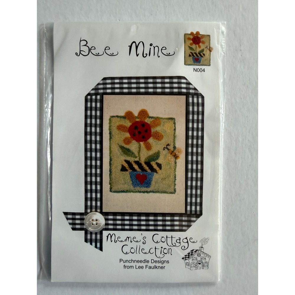 New Meme's Cottage Collection Punchneedle Pattern Fabric 3x3.75 Bee Mine N004